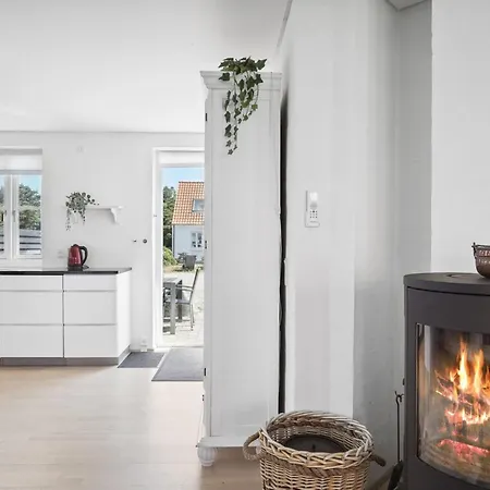 Сasa de vacaciones Kanutte - 200m From The Sea By Interhome